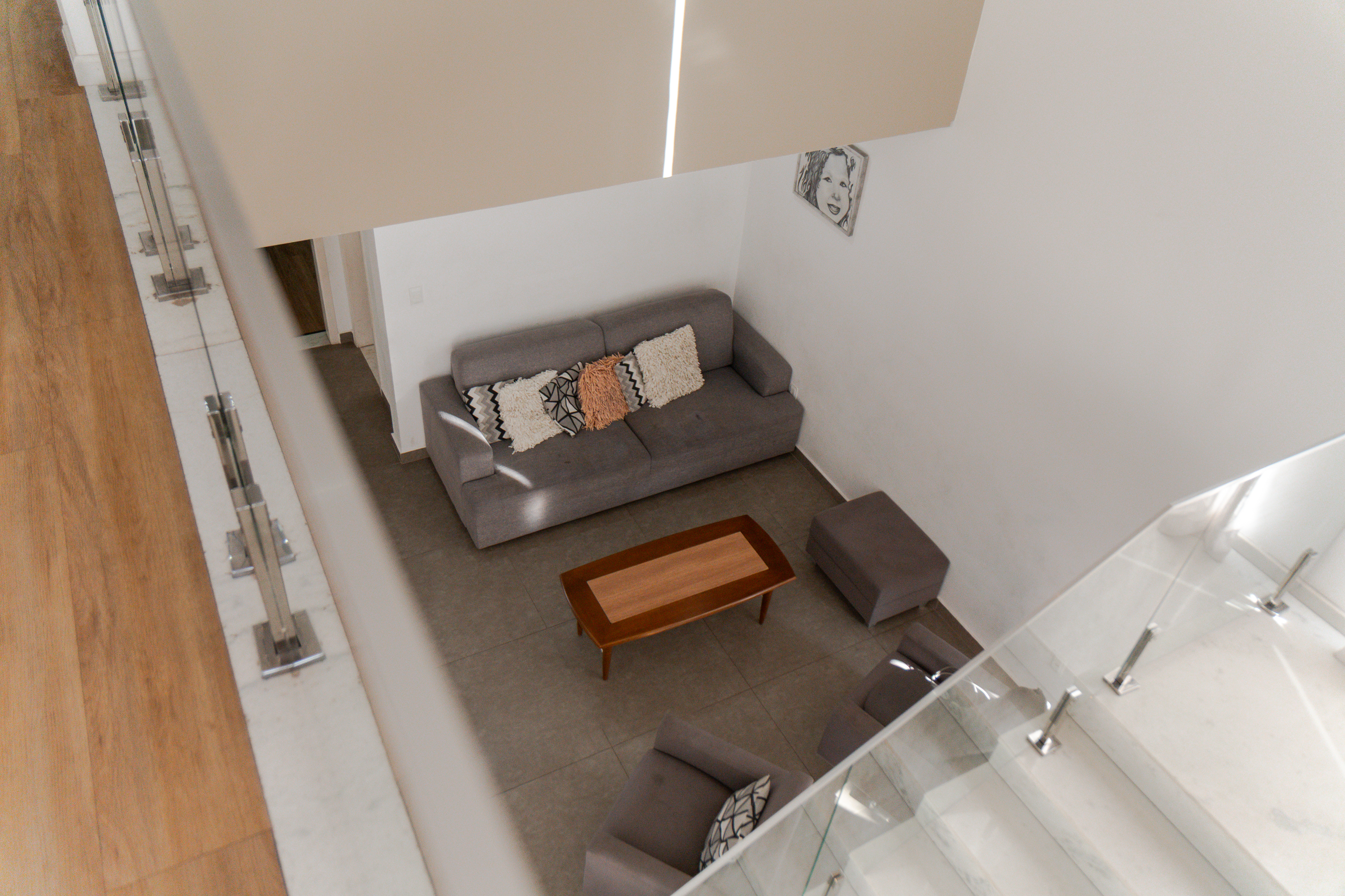 Casa em Condomínio 295m² | 4 Quartos (3 Suítes) | SPA Aquecido | Condomínio Colinas do Sol