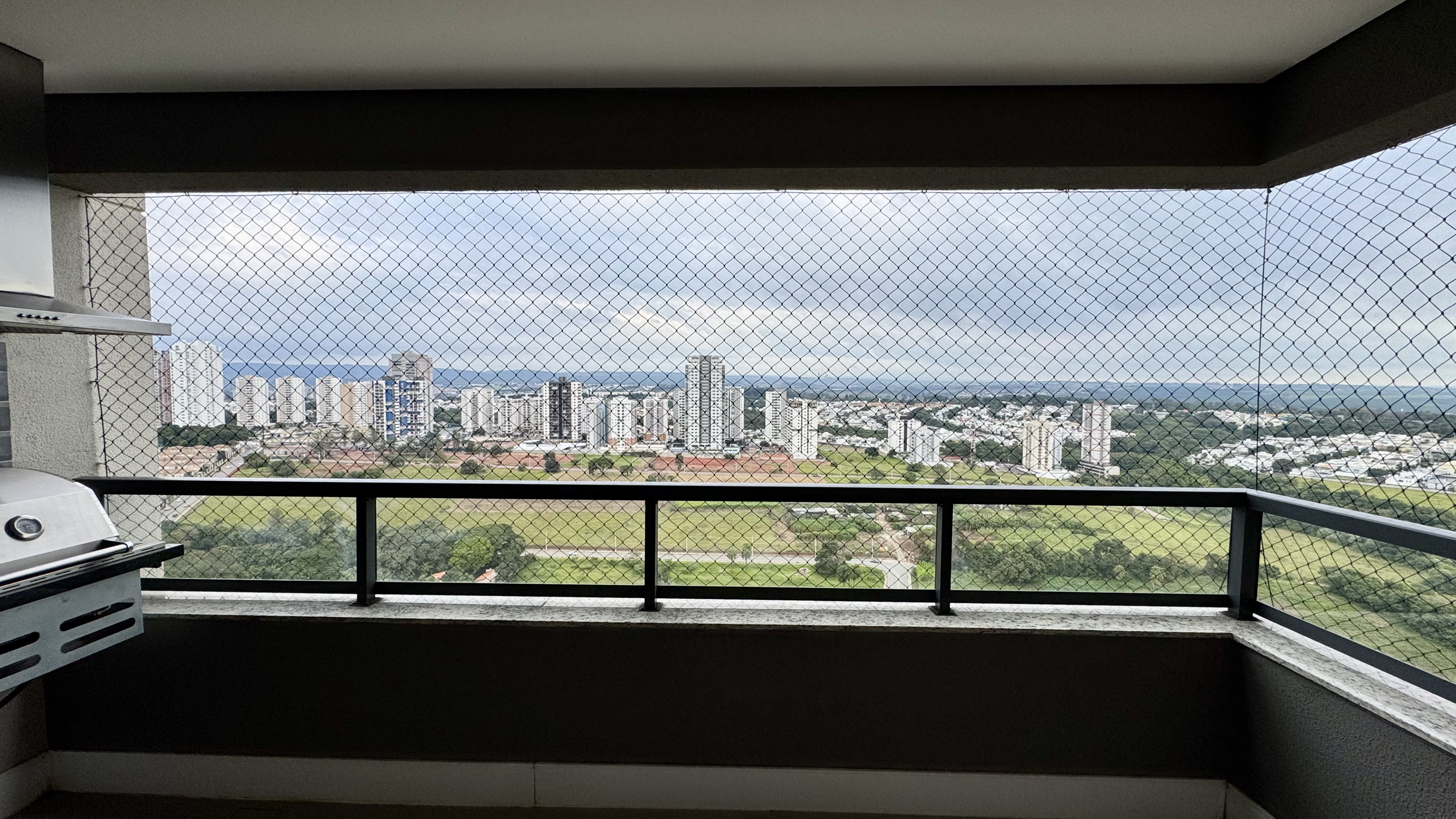 Apartamento 111m² no Campolim | Último andar com Vista Livre | 3 Quartos | Condomínio Avant-Garde