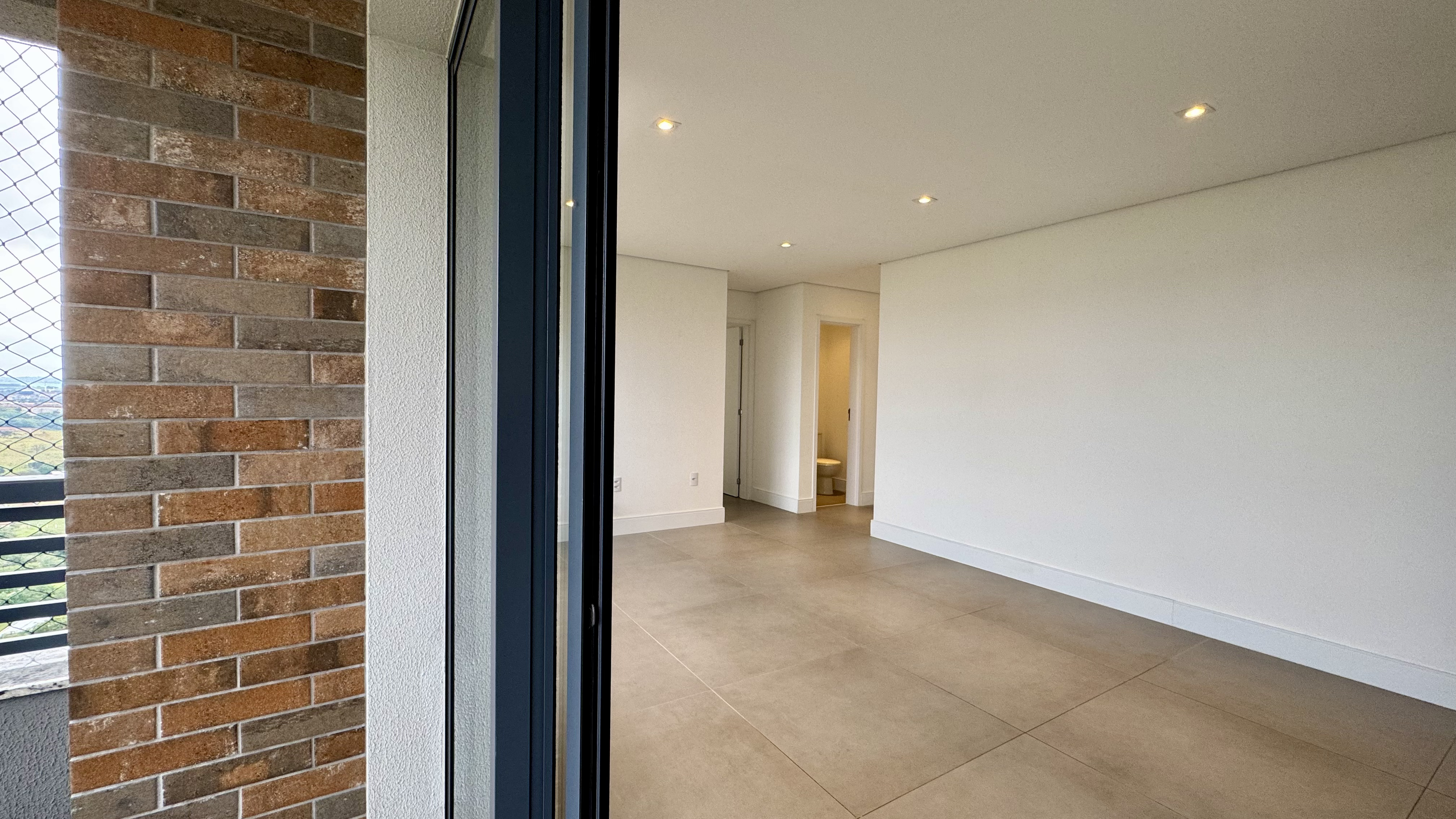 Apartamento 111m² no Campolim | Último andar com Vista Livre | 3 Quartos | Condomínio Avant-Garde