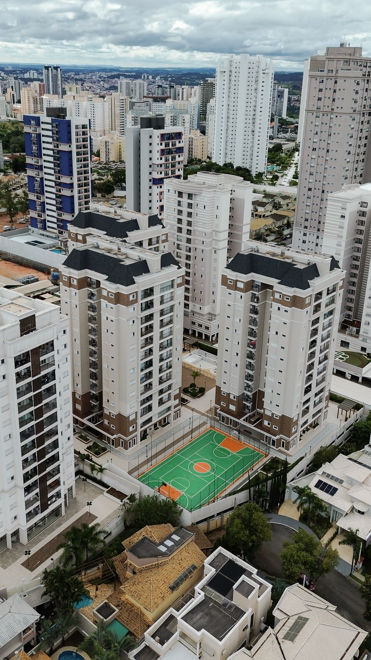 Apartamento 87m² no Campolim | 3 Quartos (1 Suíte) | Condomínio Luzes Campolim