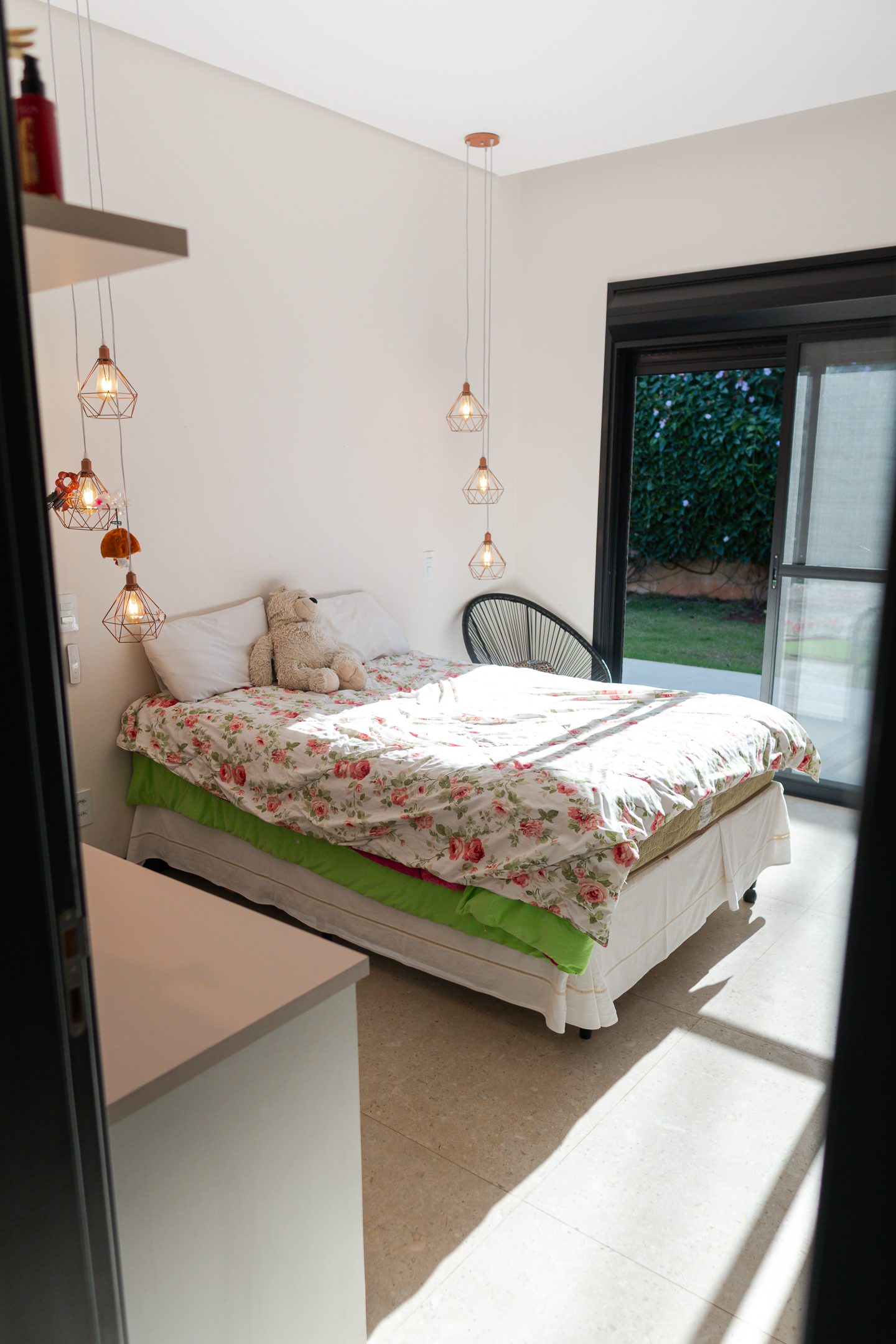 Casa 415m² | Terreno 1.140m² | 3 Suítes | Bar Subterrâneo Exclusivo | Condomínio Village Ipanema